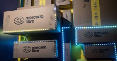 MercadoLibre Slumps as Rival Amazon Boosts Presence in Brazil